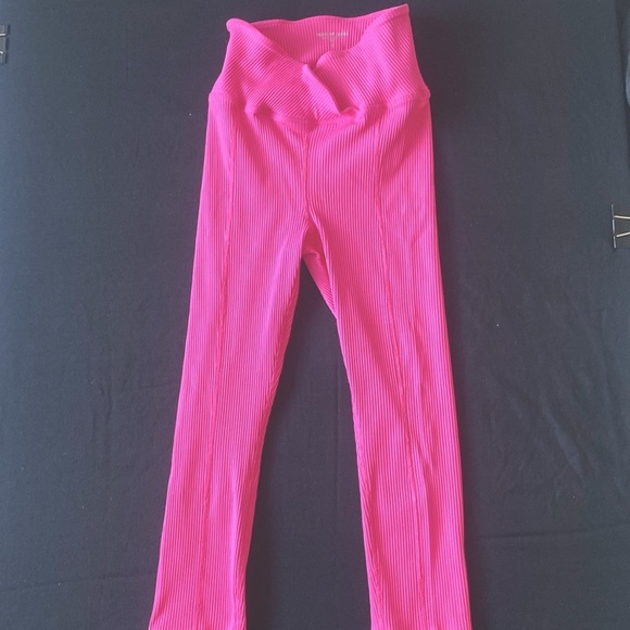 Year of Ours Pants - Ribbed Veronica Legging